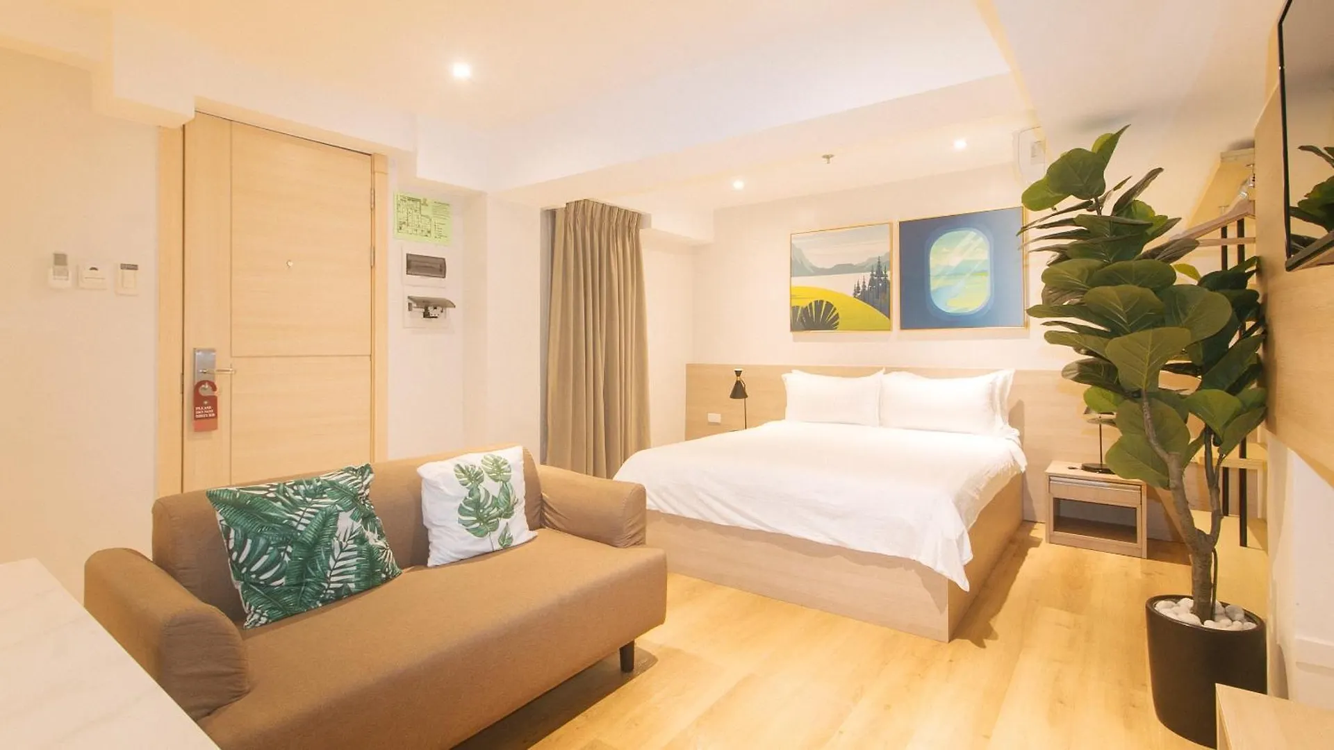 Отель Reddoorz Davao