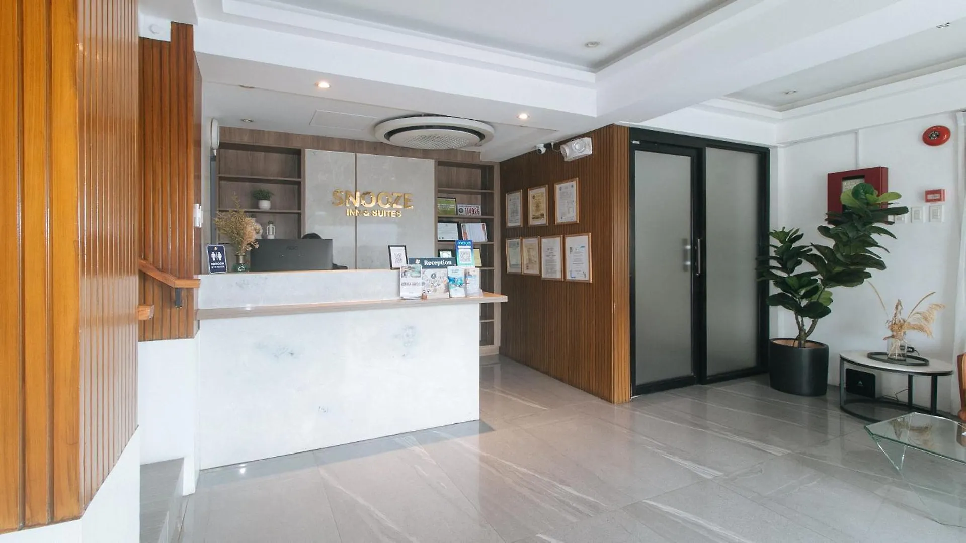 Отель Reddoorz Davao